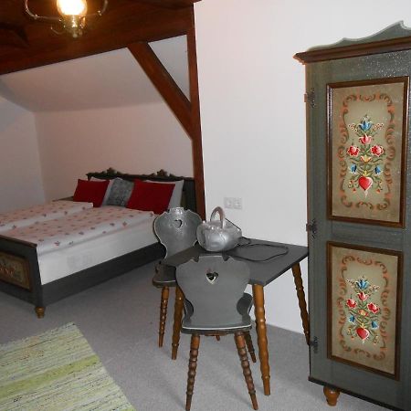 Pension Gierlinger Aflenz Kurort Luaran gambar