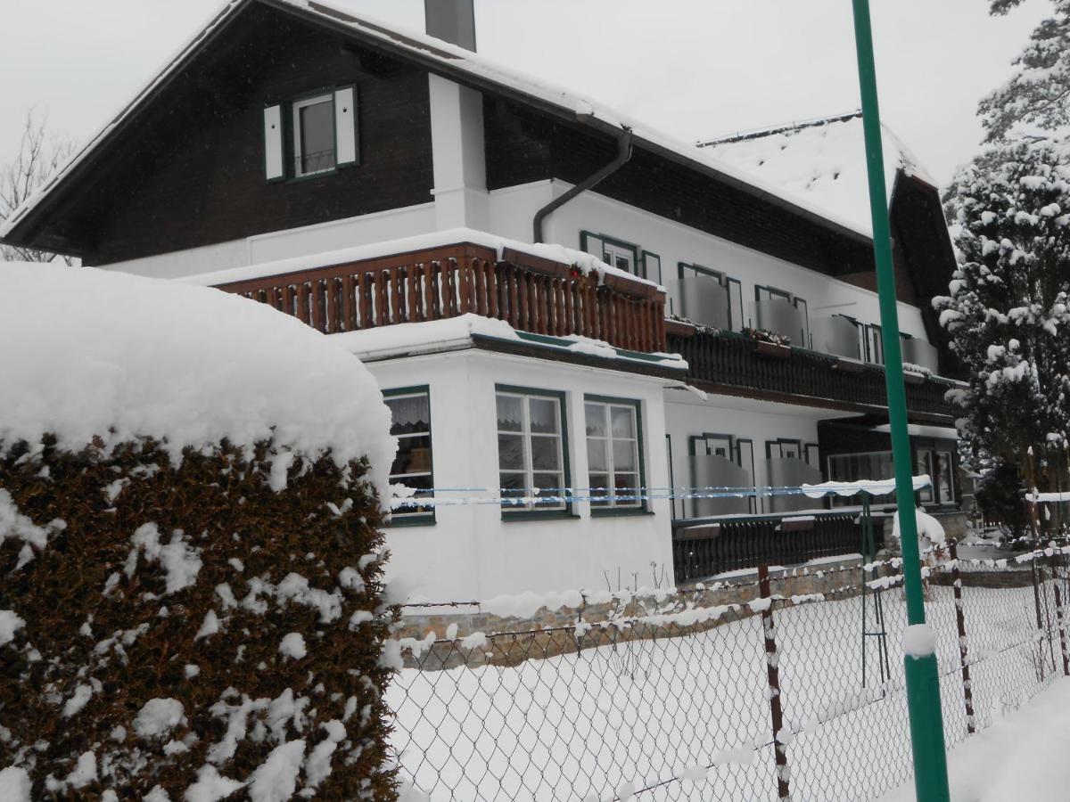 Pension Gierlinger Aflenz Kurort Luaran gambar