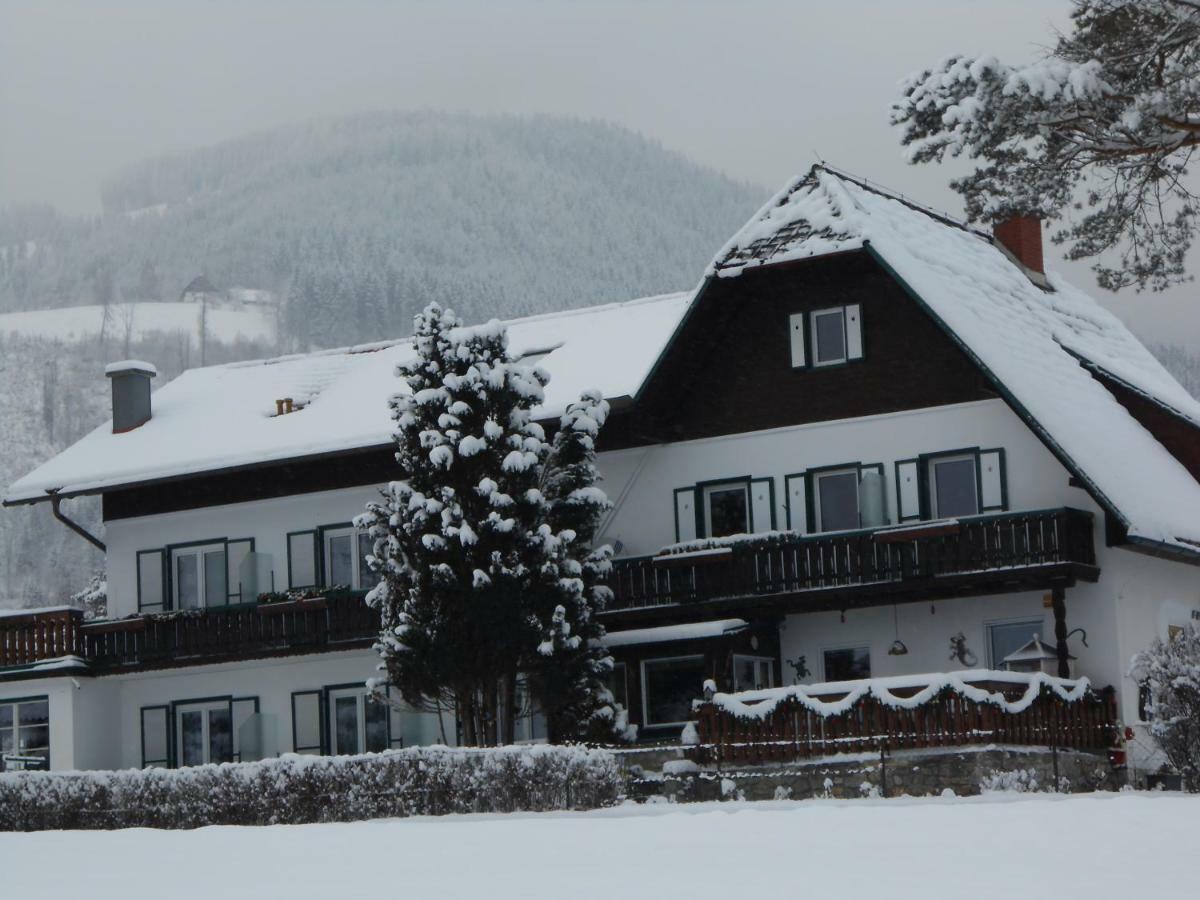 Pension Gierlinger Aflenz Kurort Luaran gambar