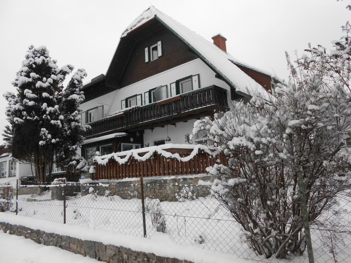 Pension Gierlinger Aflenz Kurort Luaran gambar